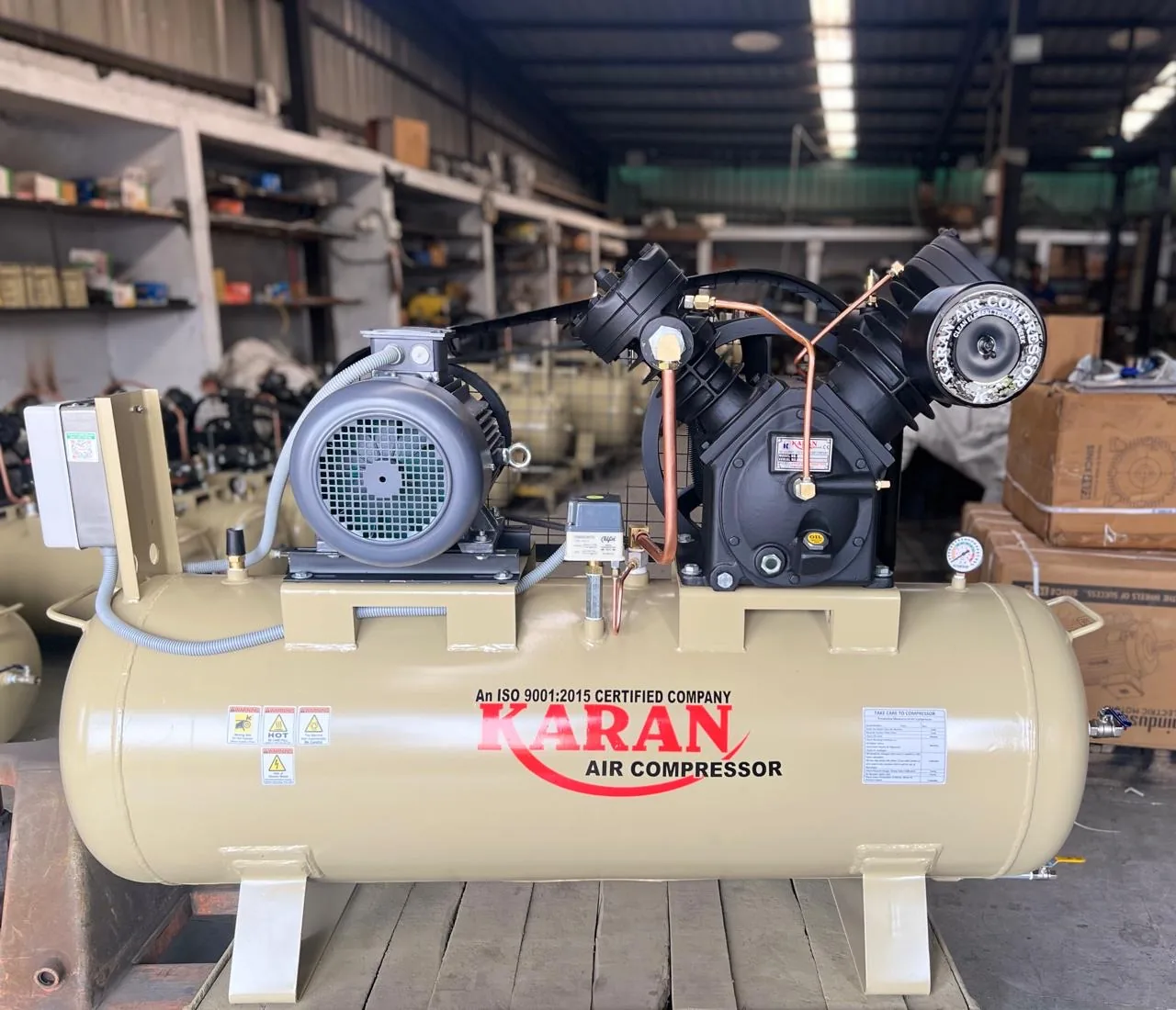 10 HP with 300 L Tank (KC 7600)